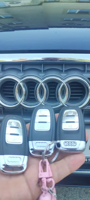 Adăugare cheie Audi A4 B8