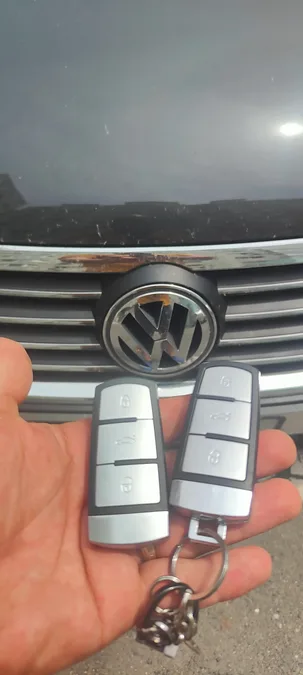 Copiere cheie auto Vatra Dornei — duplicare la domiciliu