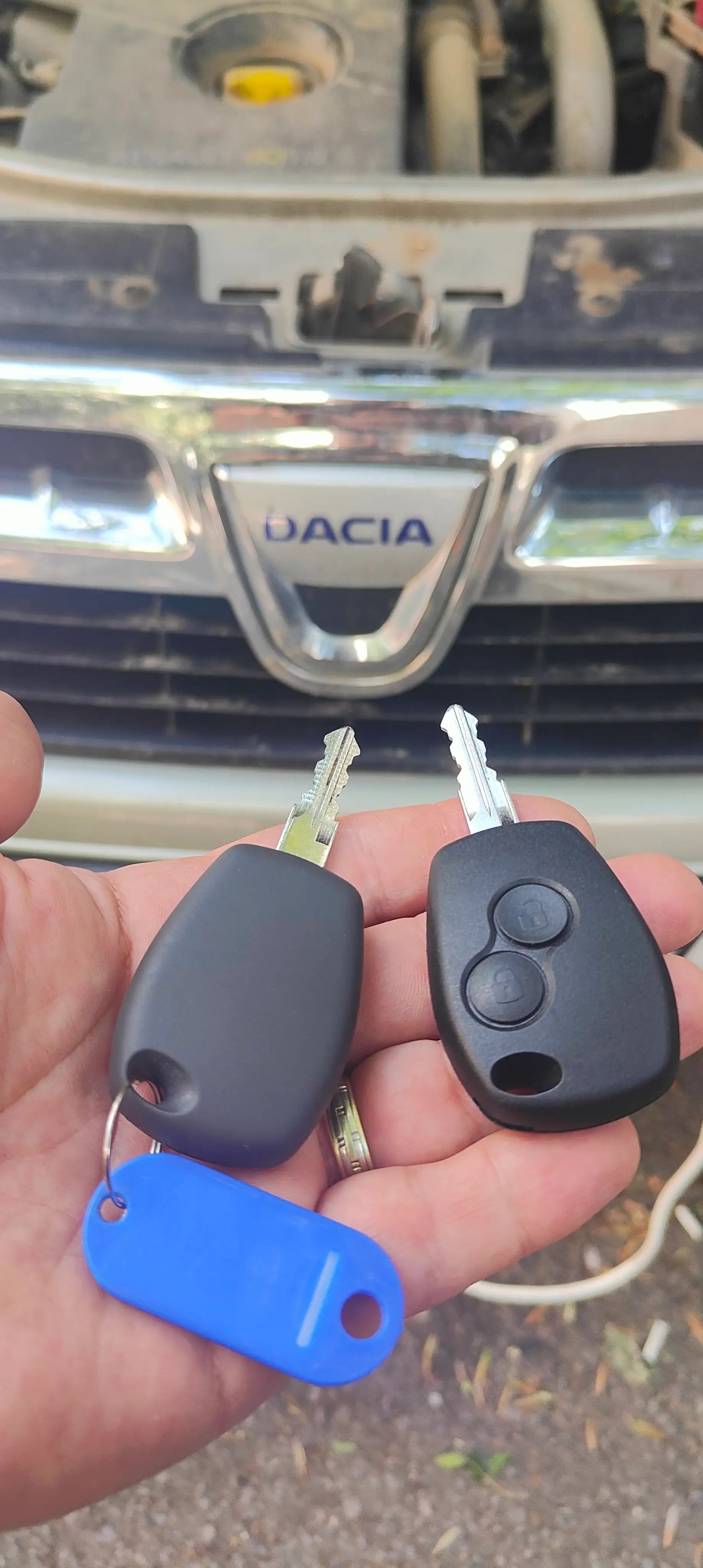 Lacătuș auto mobil Piatra Neamț — Chei Auto Express